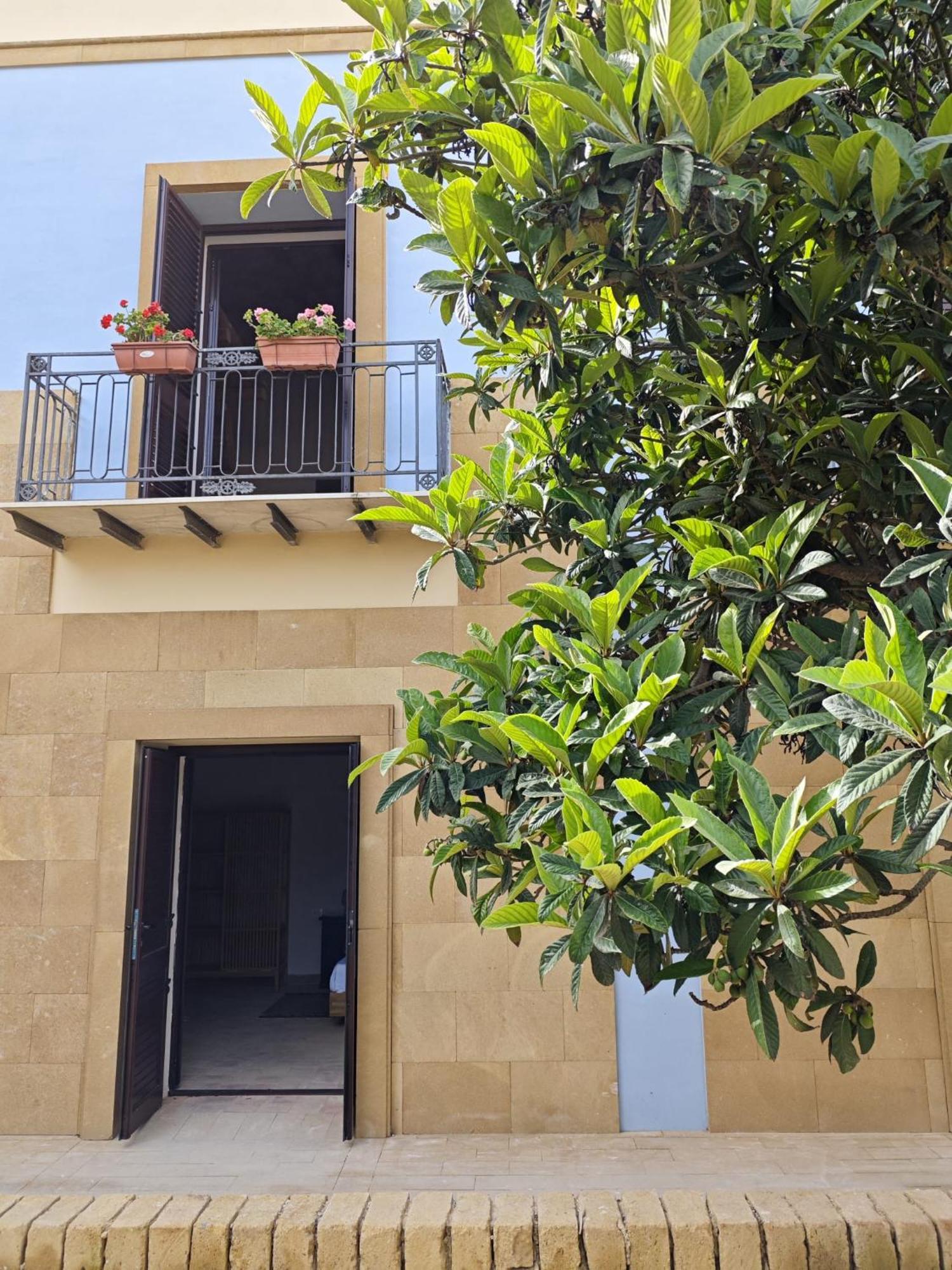 Villa Amoroso - Ospitalita Mediterranea Agrigento Buitenkant foto